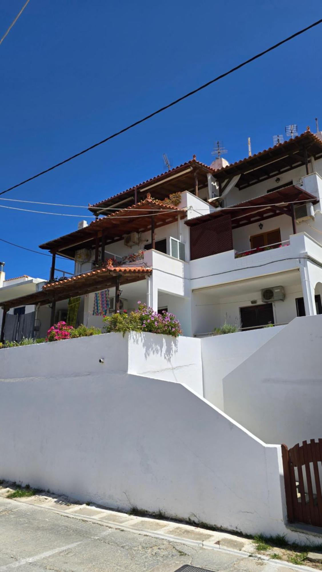 Teos Sunset View Apartment *